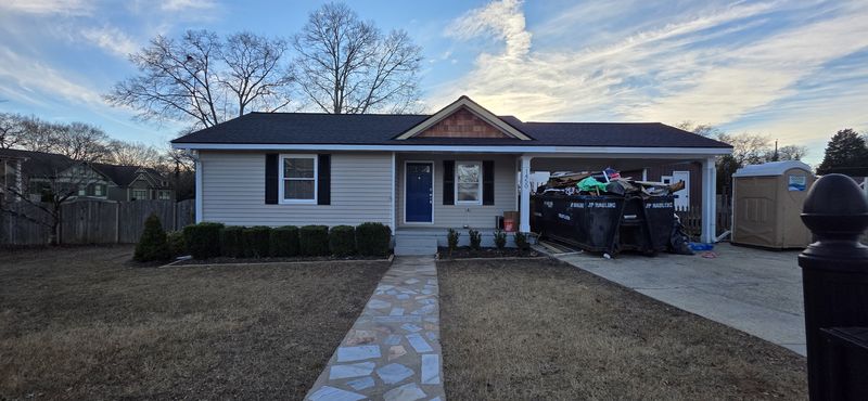 Ranch home exterior, front elevation — Diaz project